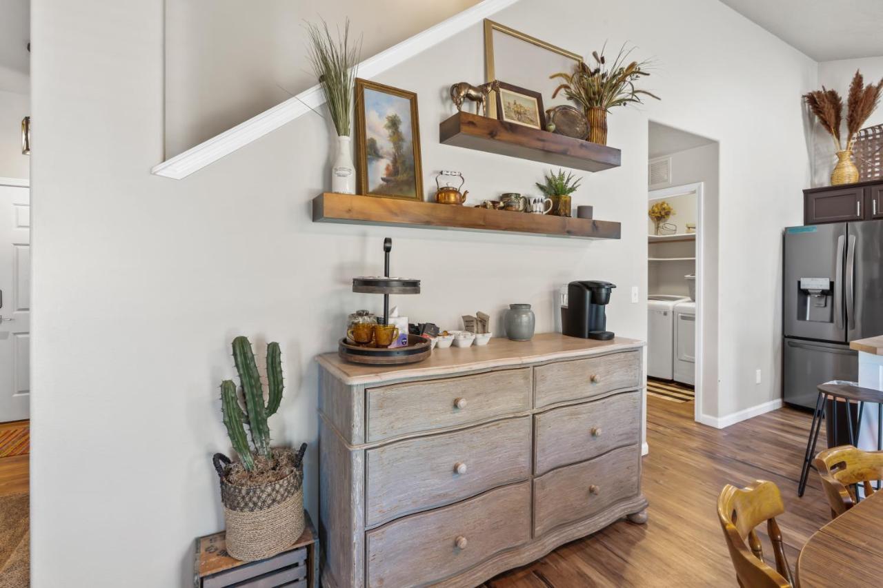 Southwestern Style 4 Bedroom Nampa Home Sleeps 16! 외부 사진